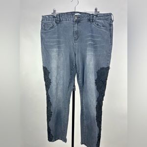 ⭐️SALE⭐️ Ricki’s - jeans
